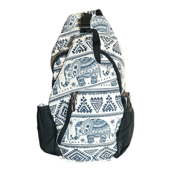 Elephant Geometric Print Sling Backpack with makeup bag & keychain Blue & White - Picture 3 of 16
